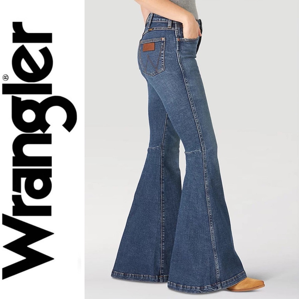 Wrangler Trumpet Flare Retro High Rise Jean-Jana